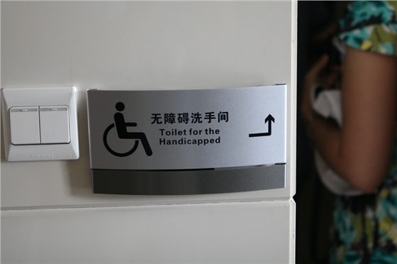 000b2f1676910e6bd7c428.jpg 000b2f1676910e6bd7c428.jpg