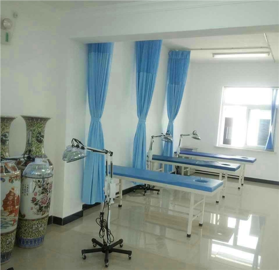 撫順市新?lián)釁^(qū)醫(yī)院布簾3.jpg 撫順市新?lián)釁^(qū)醫(yī)院布簾3.jpg