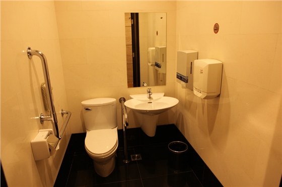 000b2f1676910e6be15d4e.jpg 000b2f1676910e6be15d4e.jpg