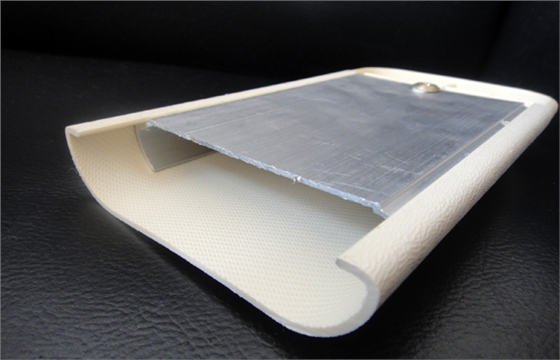 pvc防撞護墻板3.jpg pvc防撞護墻板3.jpg