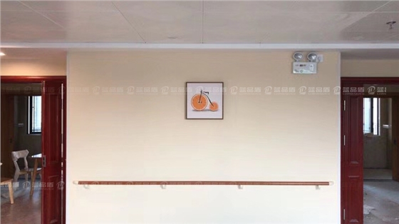 養老院扶手1.jpg 養老院扶手1.jpg