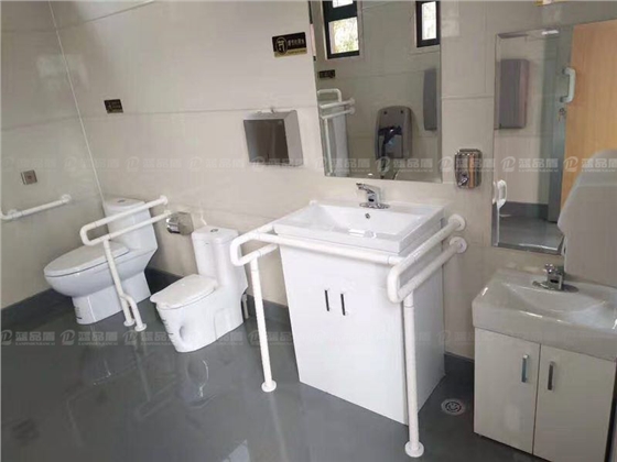 衛生間扶手.jpg 衛生間扶手.jpg