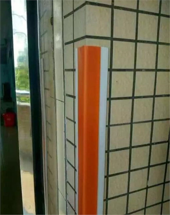 橡膠護角.jpg 橡膠護角.jpg