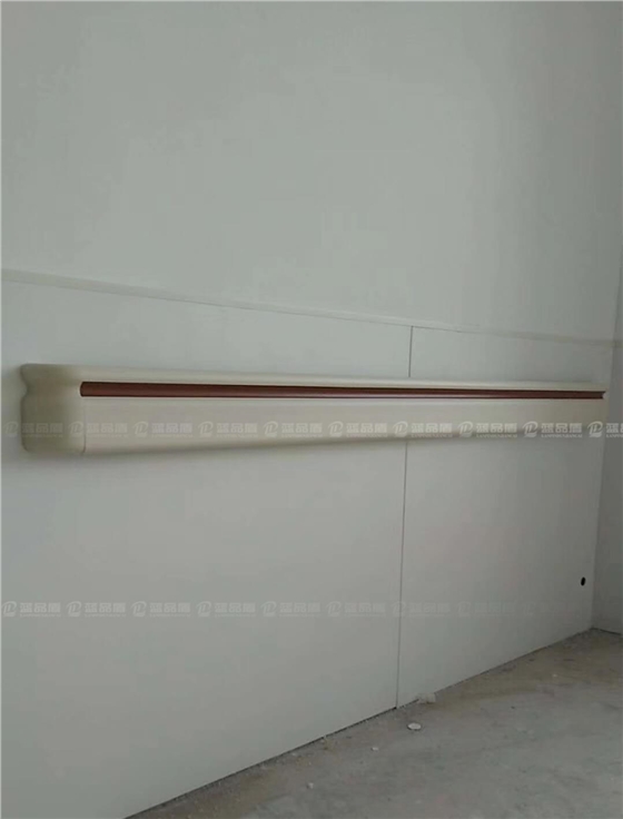 新疆昭蘇縣中醫院扶手和樹脂板2.jpg 新疆昭蘇縣中醫院扶手和樹脂板2.jpg