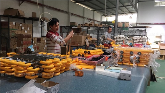 衛(wèi)生間扶手制作4.jpg 衛(wèi)生間扶手制作4.jpg