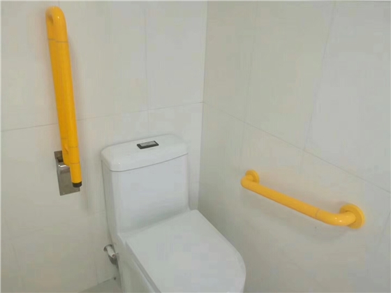 公共衛生間扶手.jpg 公共衛生間扶手.jpg