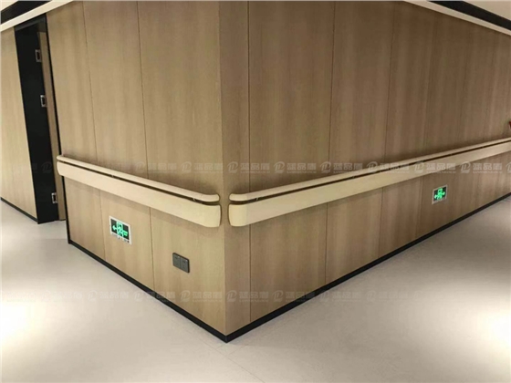 防撞扶手廠家.jpg 防撞扶手廠家.jpg