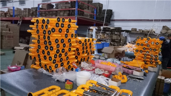 小便器無障礙扶手.jpg 小便器無障礙扶手.jpg