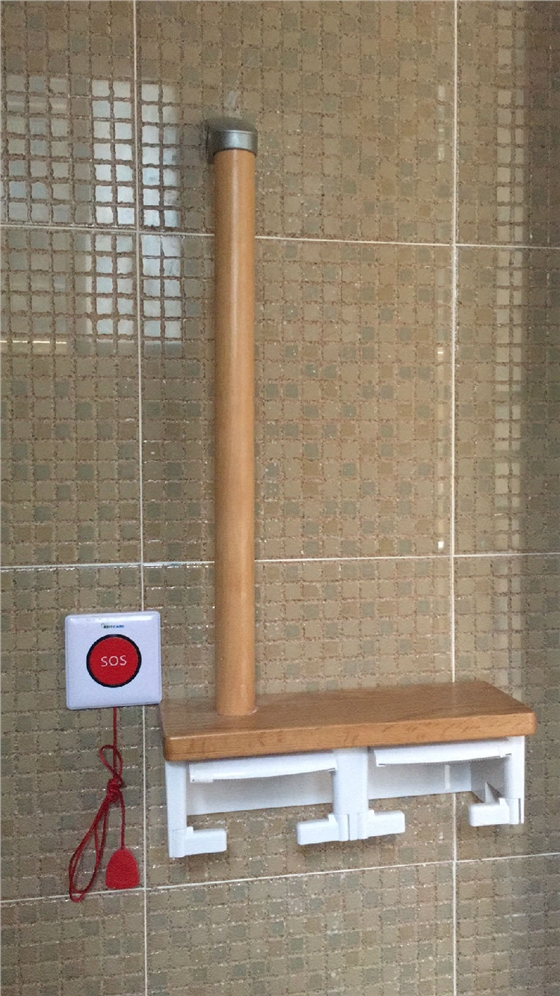 木制扶手衛生間.jpg 木制扶手衛生間.jpg