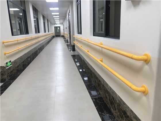 無(wú)障礙坡道扶手.jpg
