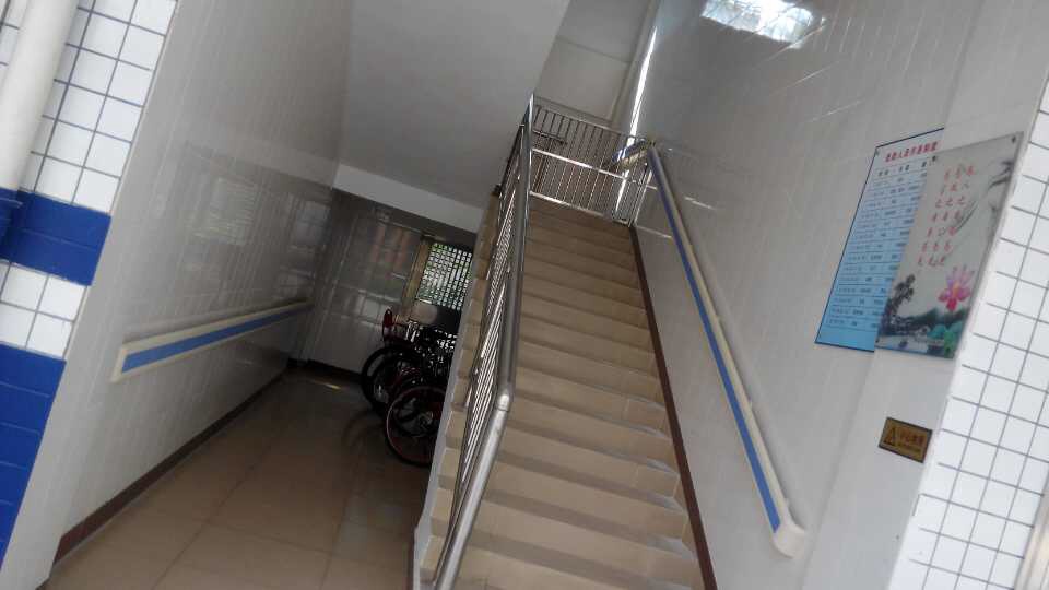 走道扶手 走道扶手