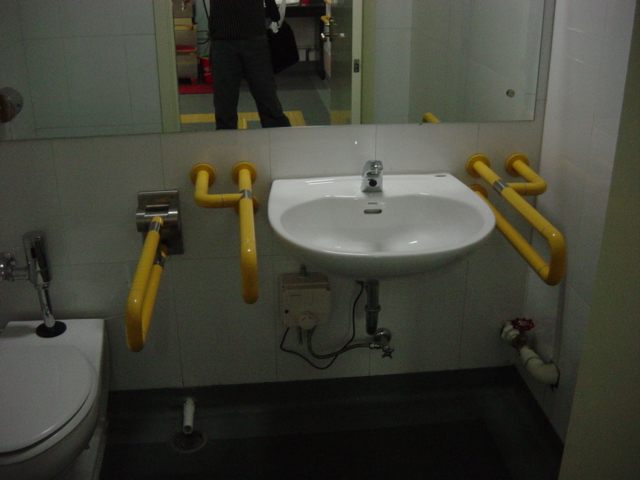 b_20091210150800.jpg b_20091210150800.jpg