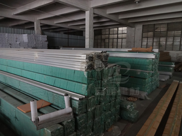 品通醫(yī)院扶手2.jpg 品通醫(yī)院扶手2.jpg