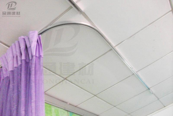 隔簾軌道2.jpg 隔簾軌道2.jpg