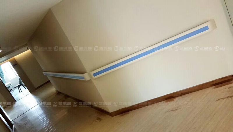 月子中心防撞扶手.jpg 月子中心防撞扶手.jpg