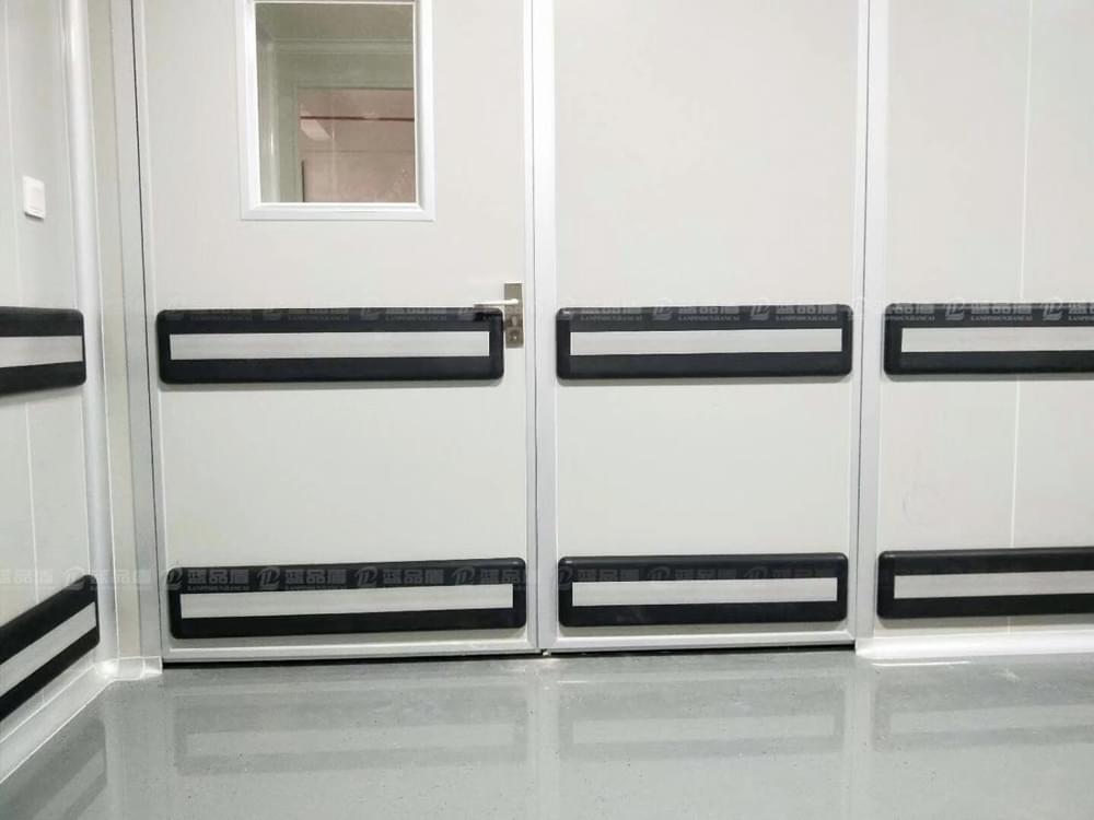 化妝品公司護墻板.jpg 化妝品公司護墻板.jpg