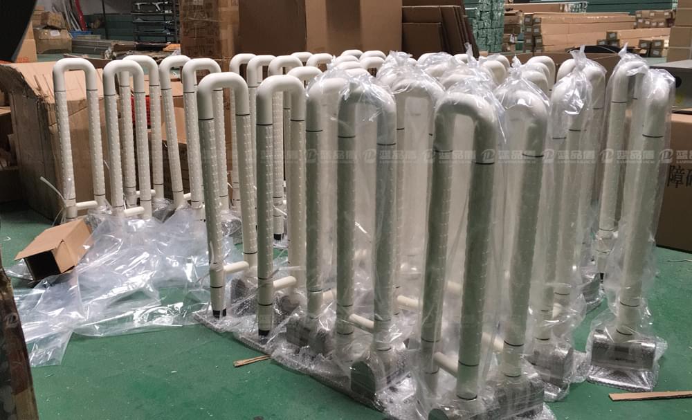 尼龍扶手生產.jpg 尼龍扶手生產.jpg