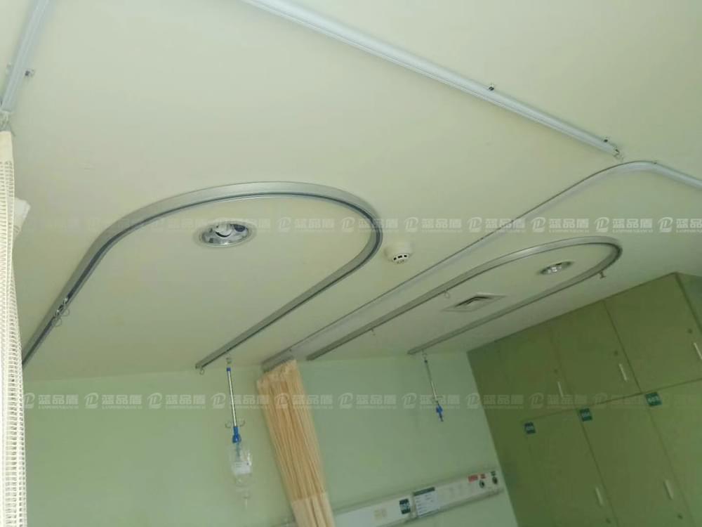 口腔醫(yī)院輸液軌道1.jpg 口腔醫(yī)院輸液軌道1.jpg