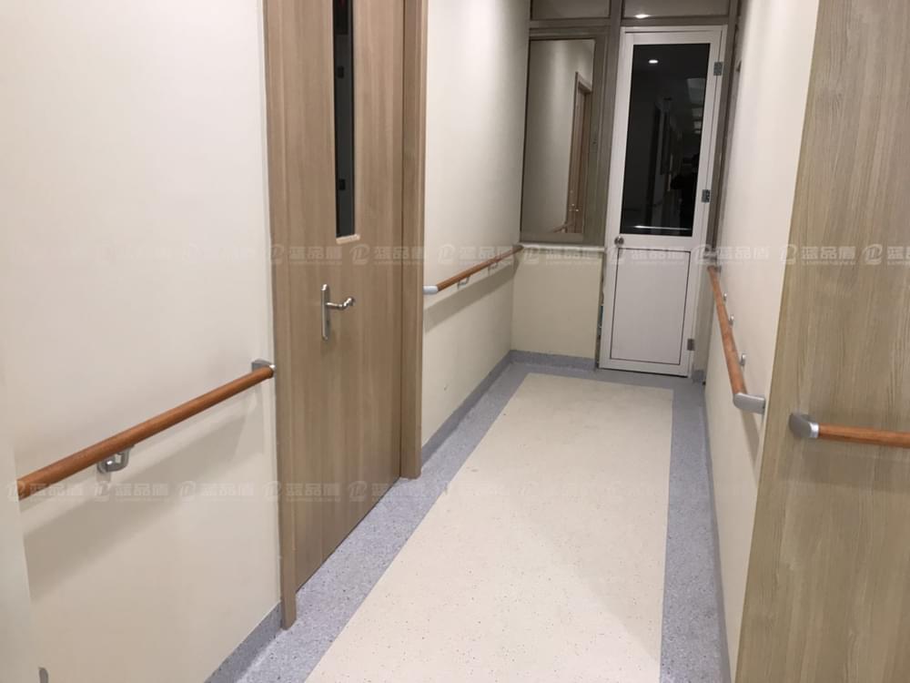 【江蘇】南通千禾養(yǎng)老院35款原木走道扶手,真實木、堅固耐用 【江蘇】南通千禾養(yǎng)老院35款原木走道扶手,真實木、堅固耐用