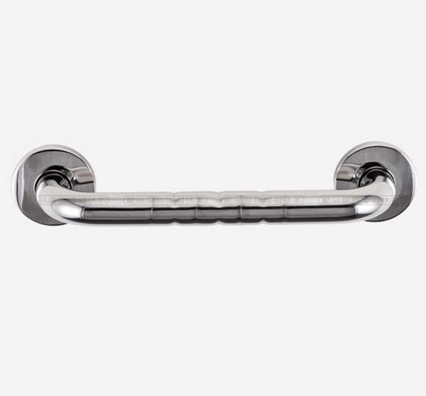 浴缸上要不要裝扶手 浴缸上要不要裝扶手