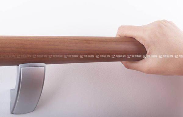 L-35扶手.jpg L-35扶手.jpg