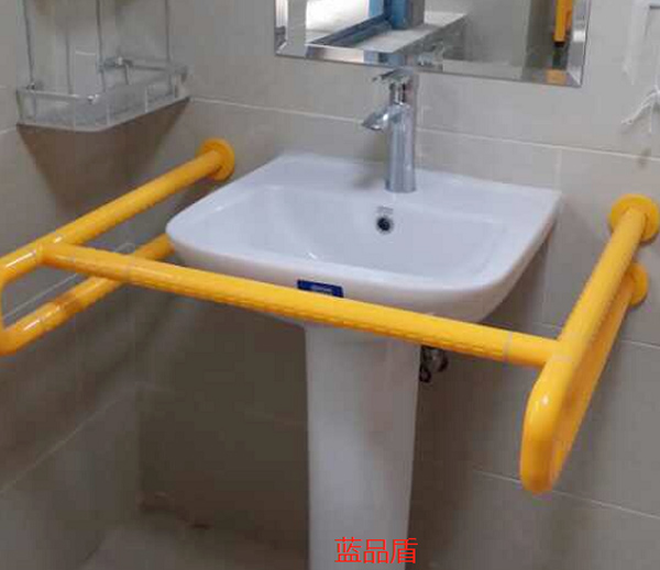 老人衛生間扶手裝多高 老人衛生間扶手裝多高