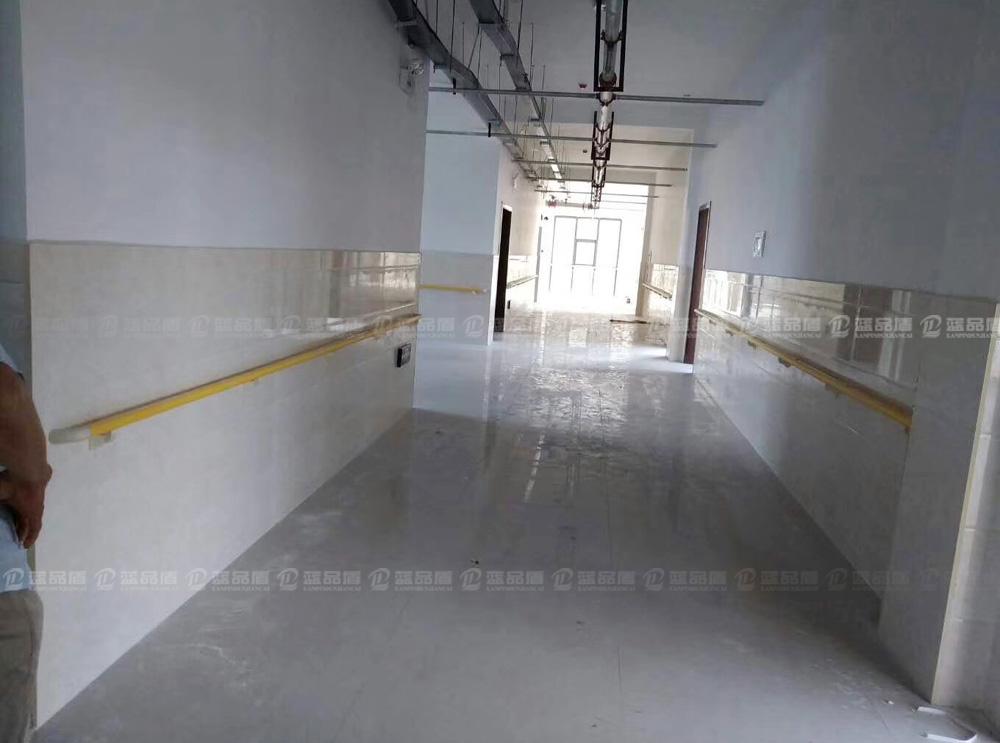 康復中心防撞扶手.jpg 康復中心防撞扶手.jpg