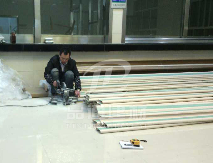 蘇州那里有醫院走廊扶手.jpg 蘇州那里有醫院走廊扶手.jpg