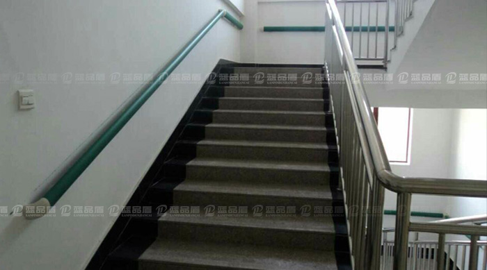 醫院過道扶手廠家.jpg 醫院過道扶手廠家.jpg