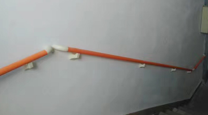 醫院靠墻扶手廠.jpg