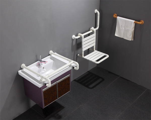 木質扶手衛(wèi)生間 木質扶手衛(wèi)生間