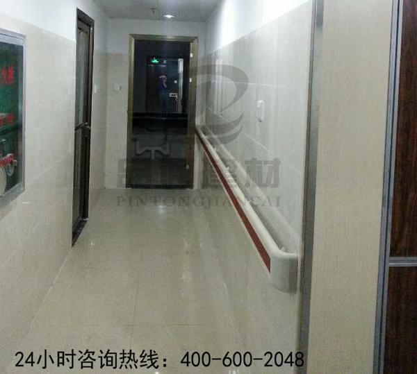 【山西】太原pvc走廊扶手，藍(lán)品盾報(bào)以200%努力與誠(chéng)信經(jīng)營(yíng)